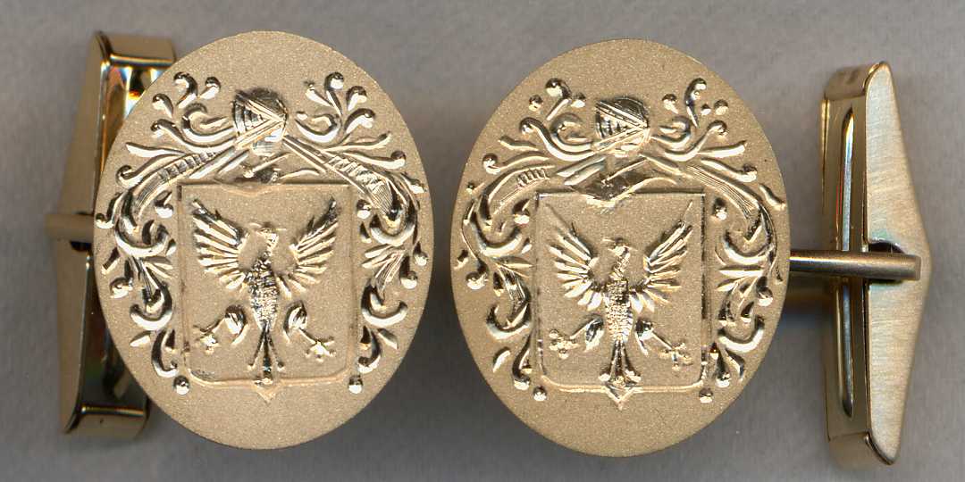 Gold Family Crest Cuff Links.